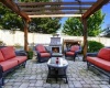 Stwórz idealną przestrzeń na zewnątrz: Jak wybrać wygodne meble na patio